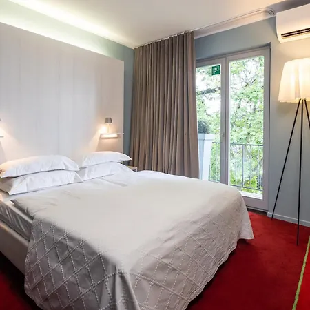 The New Yorker Koeln-messe Hotel 4*