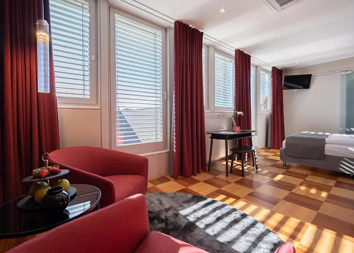 Hotel The New Yorker Köln-messe 4*