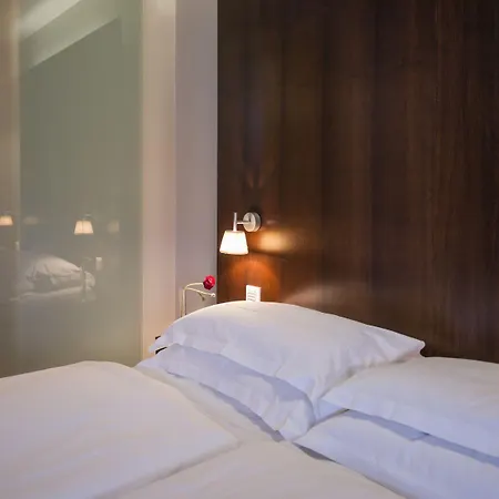 ホテル The New Yorker Koeln-messe