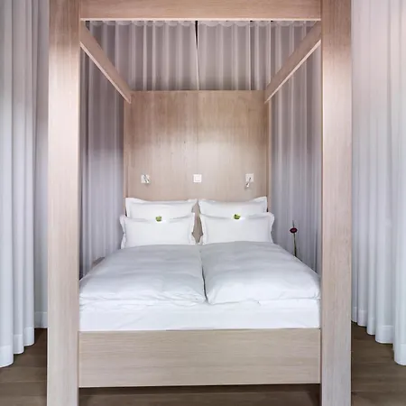 The New Yorker Koeln-messe Keulen