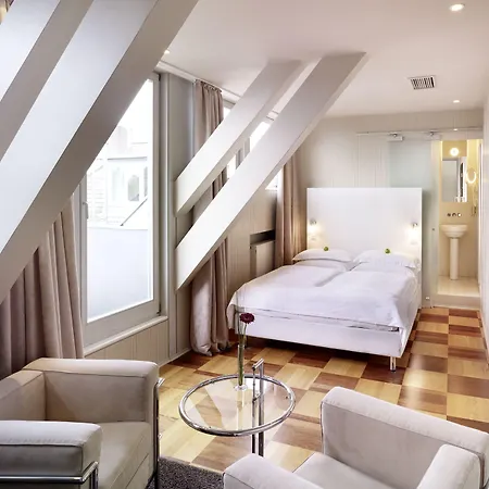 The New Yorker Koeln-messe