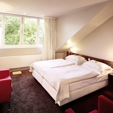 The New Yorker Koeln-messe 호텔 4*