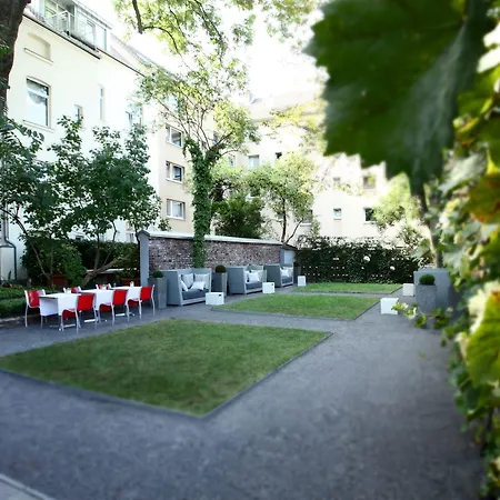 ホテル The New Yorker Koeln-messe