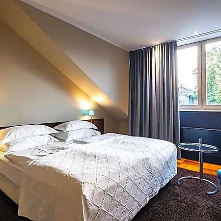 The New Yorker Koeln-messe Hotel 4*