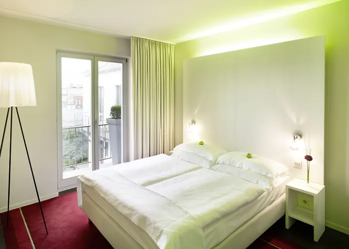 The New Yorker Koeln-messe Köln